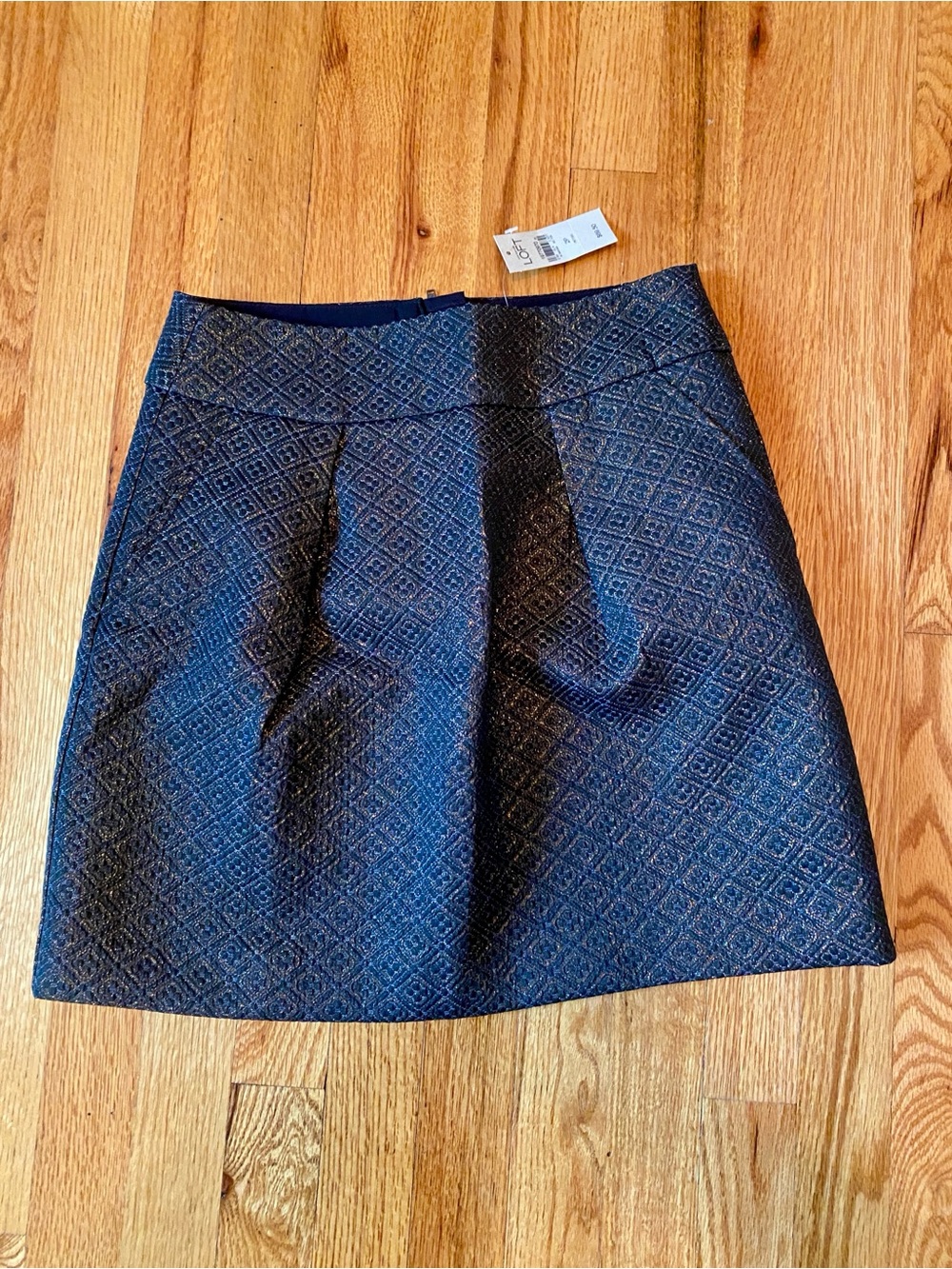 LOFT Women’s Petite Black & Gold Diamond-Textured A-Line Skirt